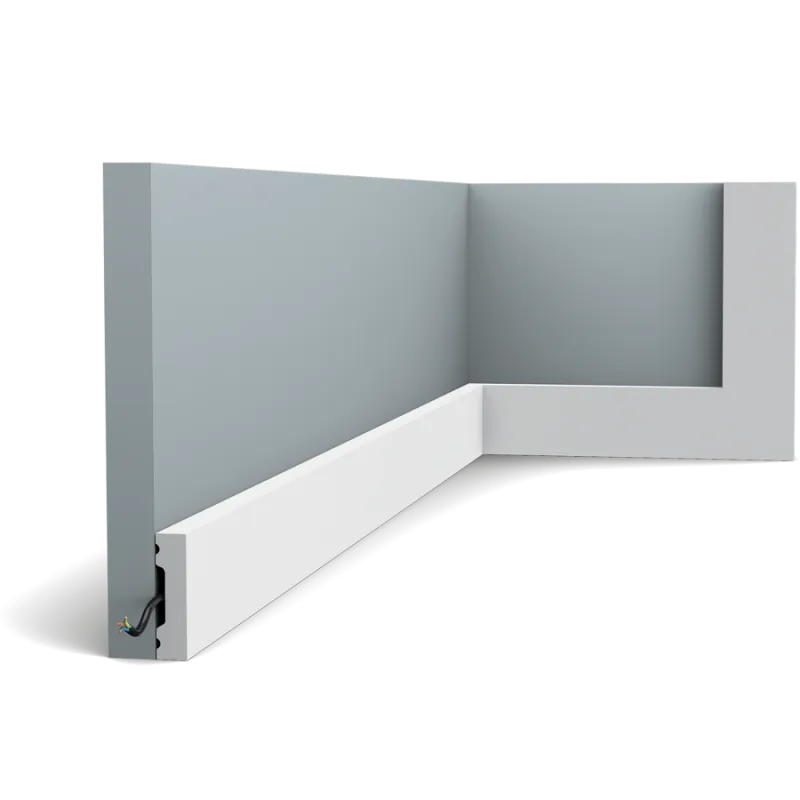 SX162 Podlahová lišta ORAC DECOR Square d 200 x v 4 x š 1 cm