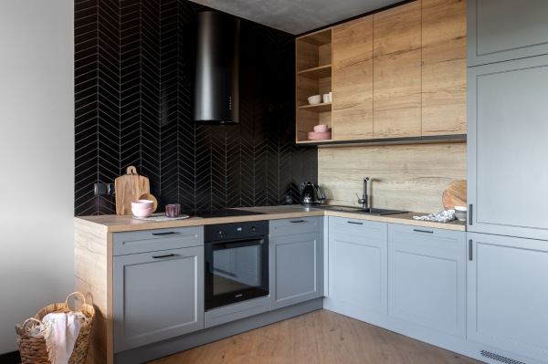 ROYAL CHEVRON Black matt Porcelánové mozaiky DUNIN (31,8x22,4cm/1ks) 7